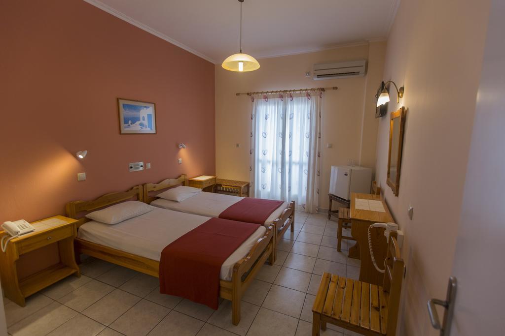 Preka Maria Lejlighedshotel Kamári Eksteriør billede