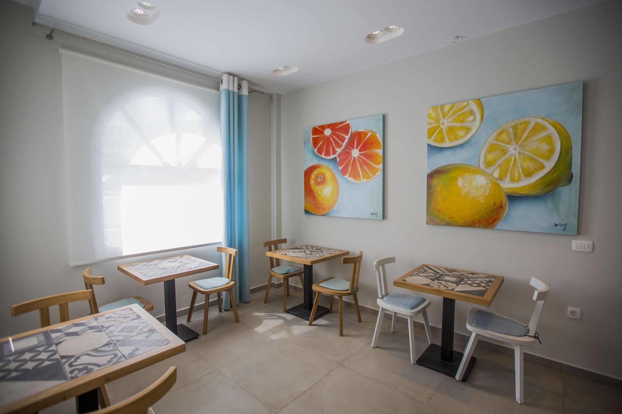 Preka Maria Lejlighedshotel Kamári Eksteriør billede